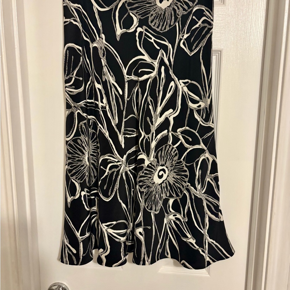 Ellen Tracy Black and White Floral A-Line Skirt